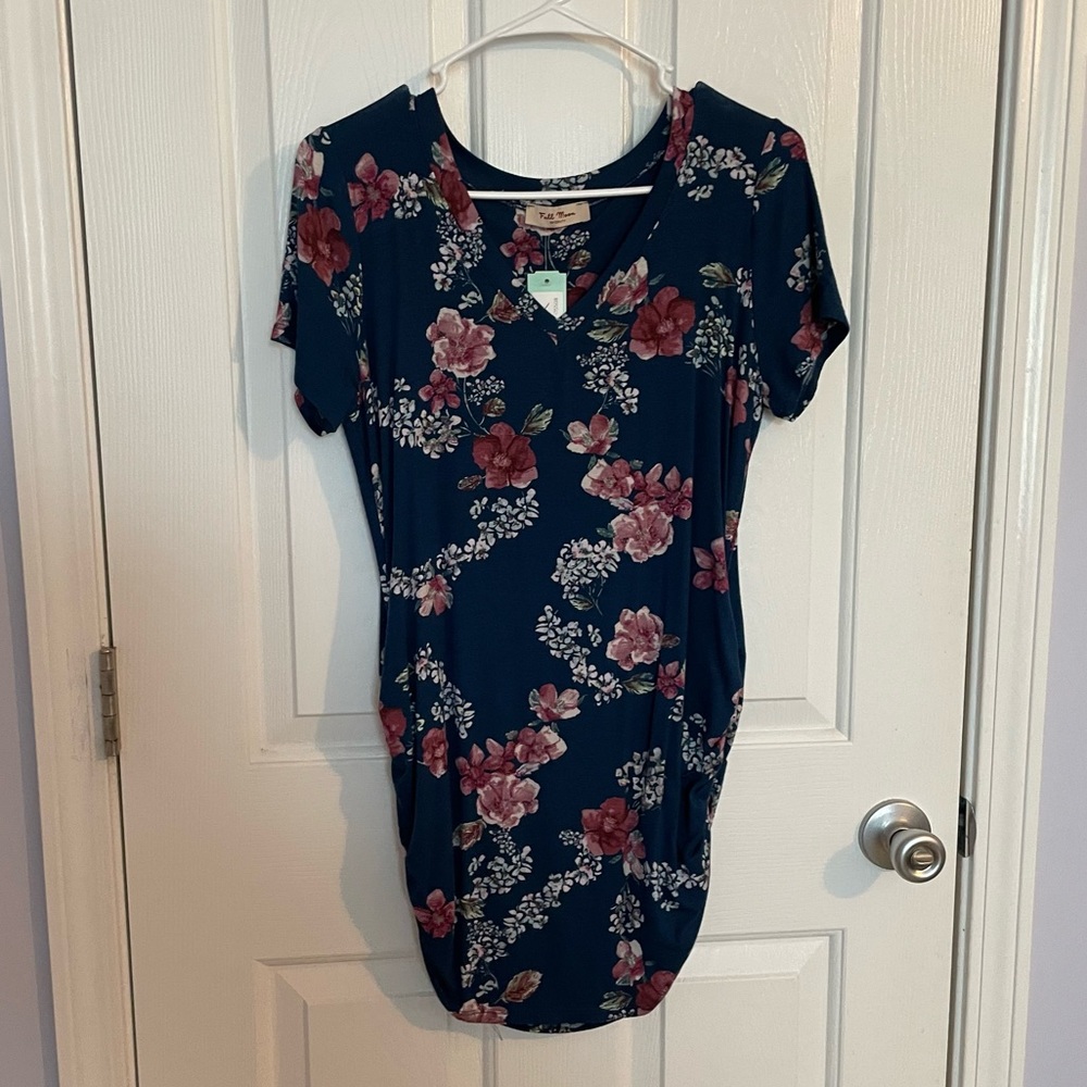 NWT - V-Neck Short Sleeve Maternity Top